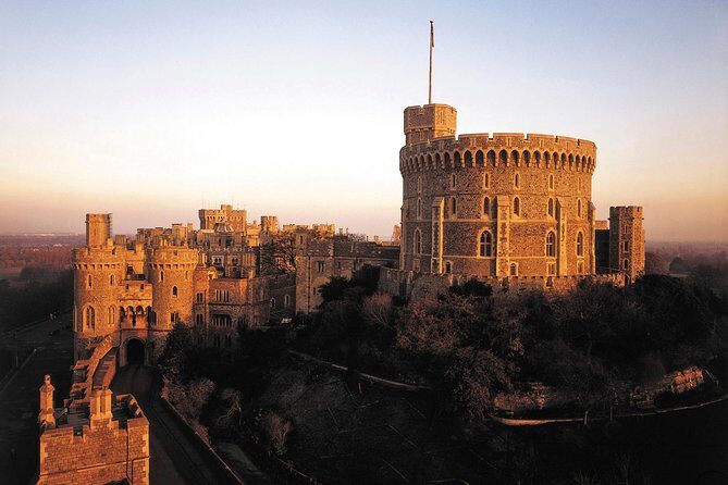 Windsor, Stonehenge and Bath Day Trip from London Spanish - Should you book this Windsor, Stonehenge and Bath day trip?